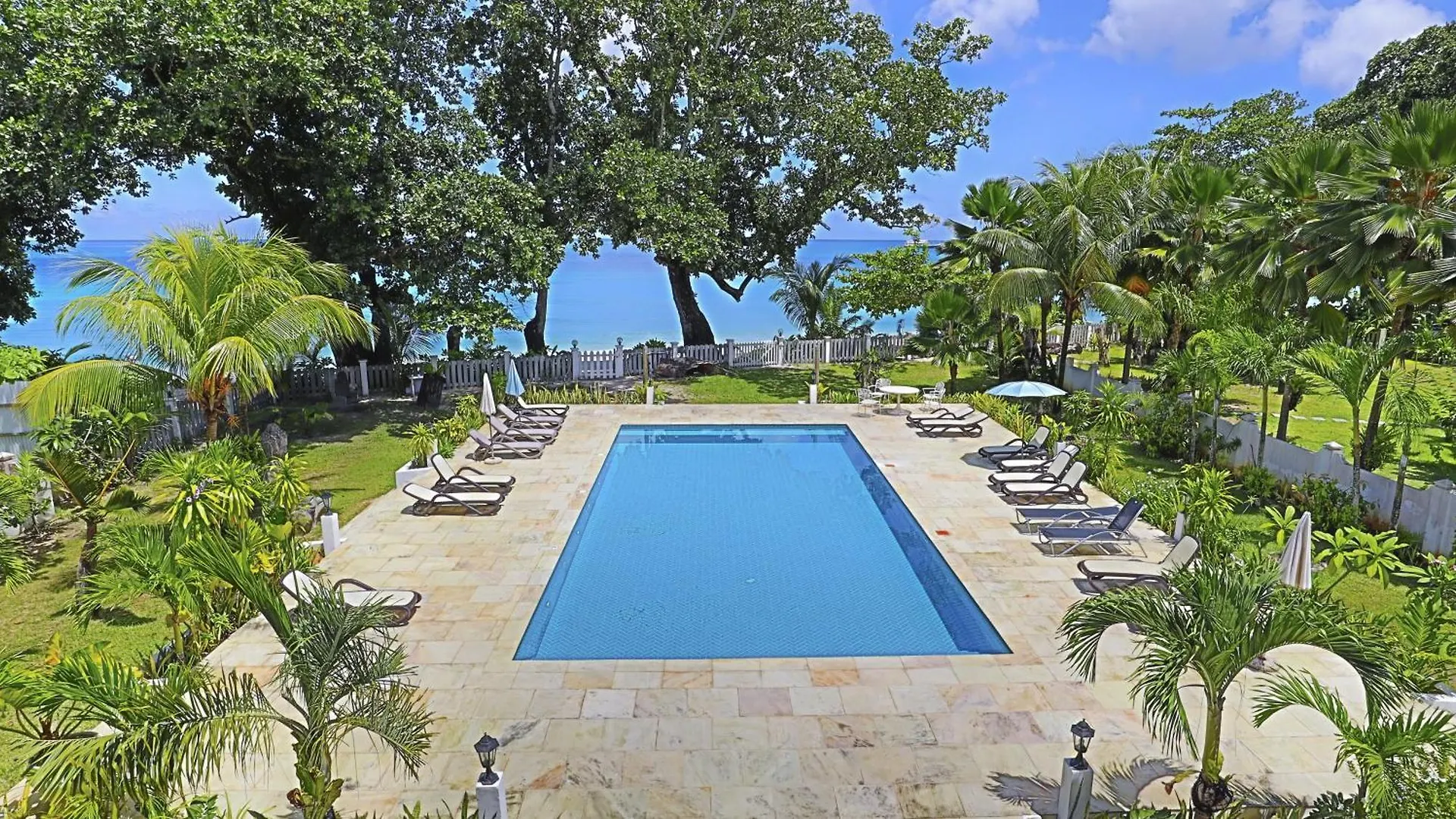 Las Brisas Villa Victoria Сейшельские острова